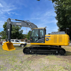 210G LC EXCAVADORA 23 Tns. 210G LC EXCAVADORA 23 Tns.